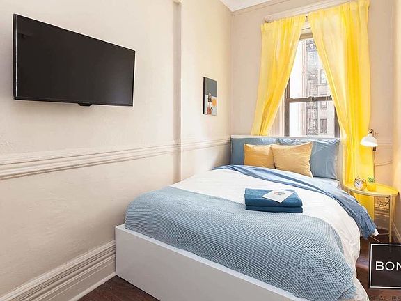 3rd image of 256 W 108th St APT 3w