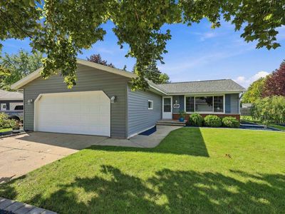 1621 N Blossom Dr, Appleton, WI, 54914