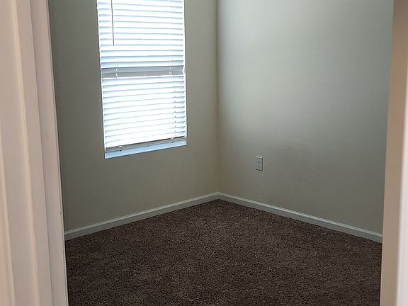 4th image of 3017 Fisher Oak Pl