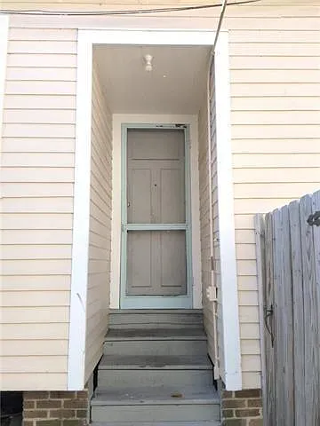 7619 Freret St — Photo 7