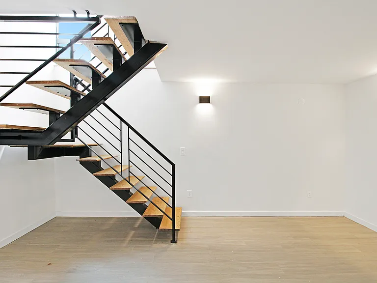 514 Herkimer St #1B — Photo 13
