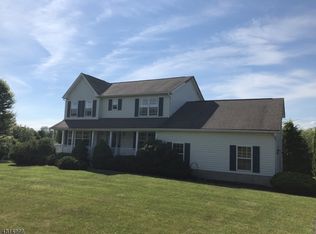 17 Fieldview Rd, Andover, NJ 07821