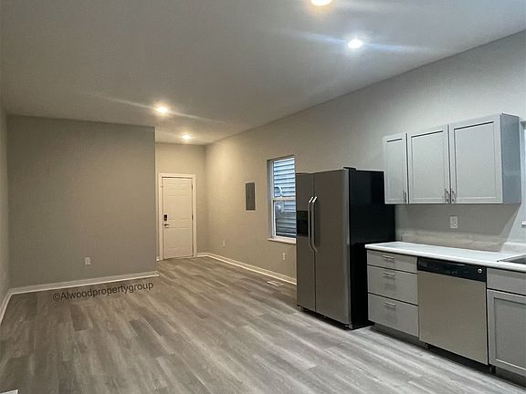 3rd image of 1021 S State Ave #1