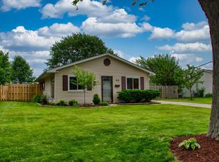 96 Saugatuck Rd, Montgomery, IL 60538