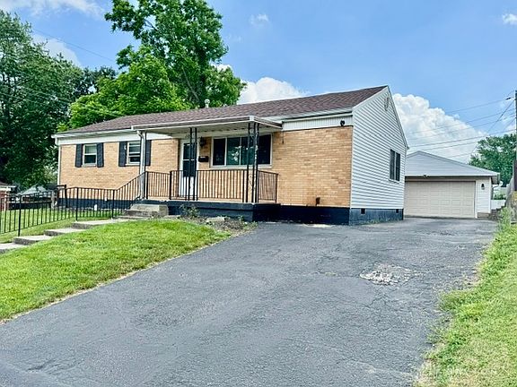 3rd image of 110 W Routzong Dr