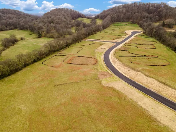 1924 Silver Fox Rd Lot 33, Thompsons Station, TN 37179