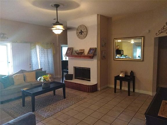 5th image of 2617 Pioneer Ln