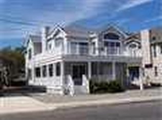 168 35th St, Avalon, NJ 08202