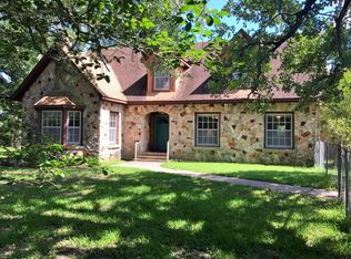 2289 W Highway 290, Giddings, TX 78942