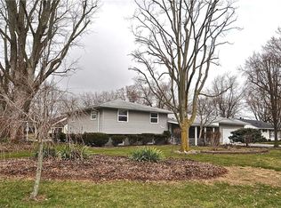 100 Redwood Dr, Greenville, OH 45331
