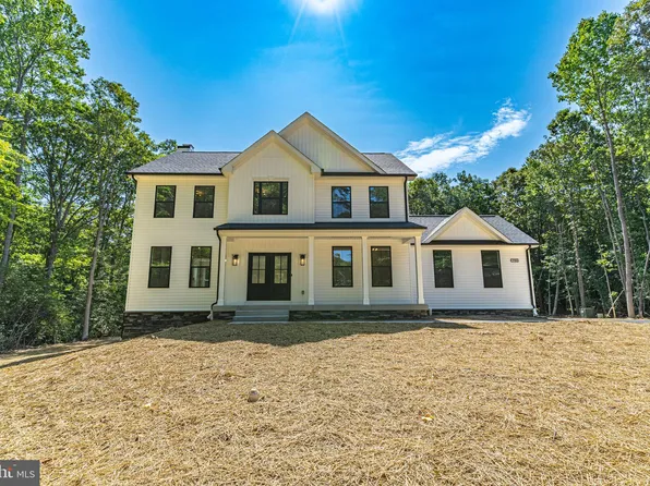 1980 Sandcastle Ln, Saint Leonard, MD 20685