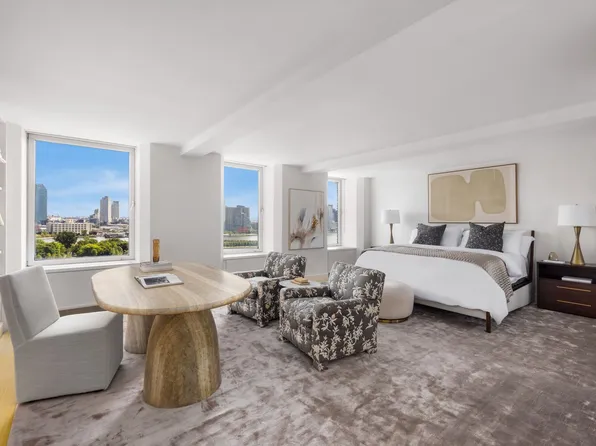 450 East 52nd Street image 23 of 33