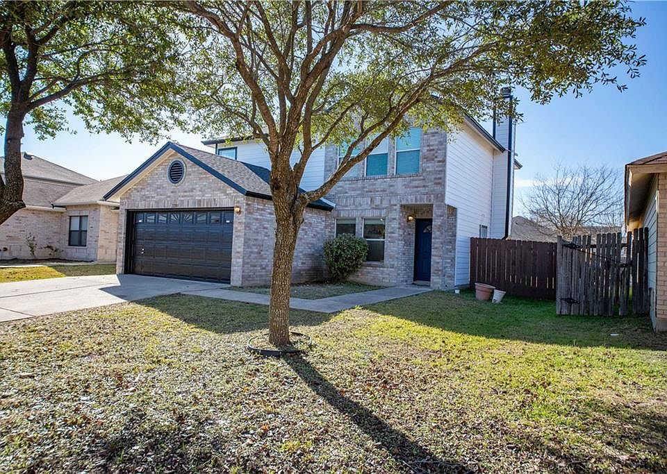 1st image of 2208 Bluebonnet Dr