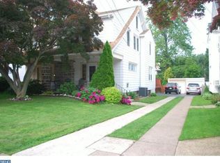 121 Sycamore Rd, Havertown, PA 19083