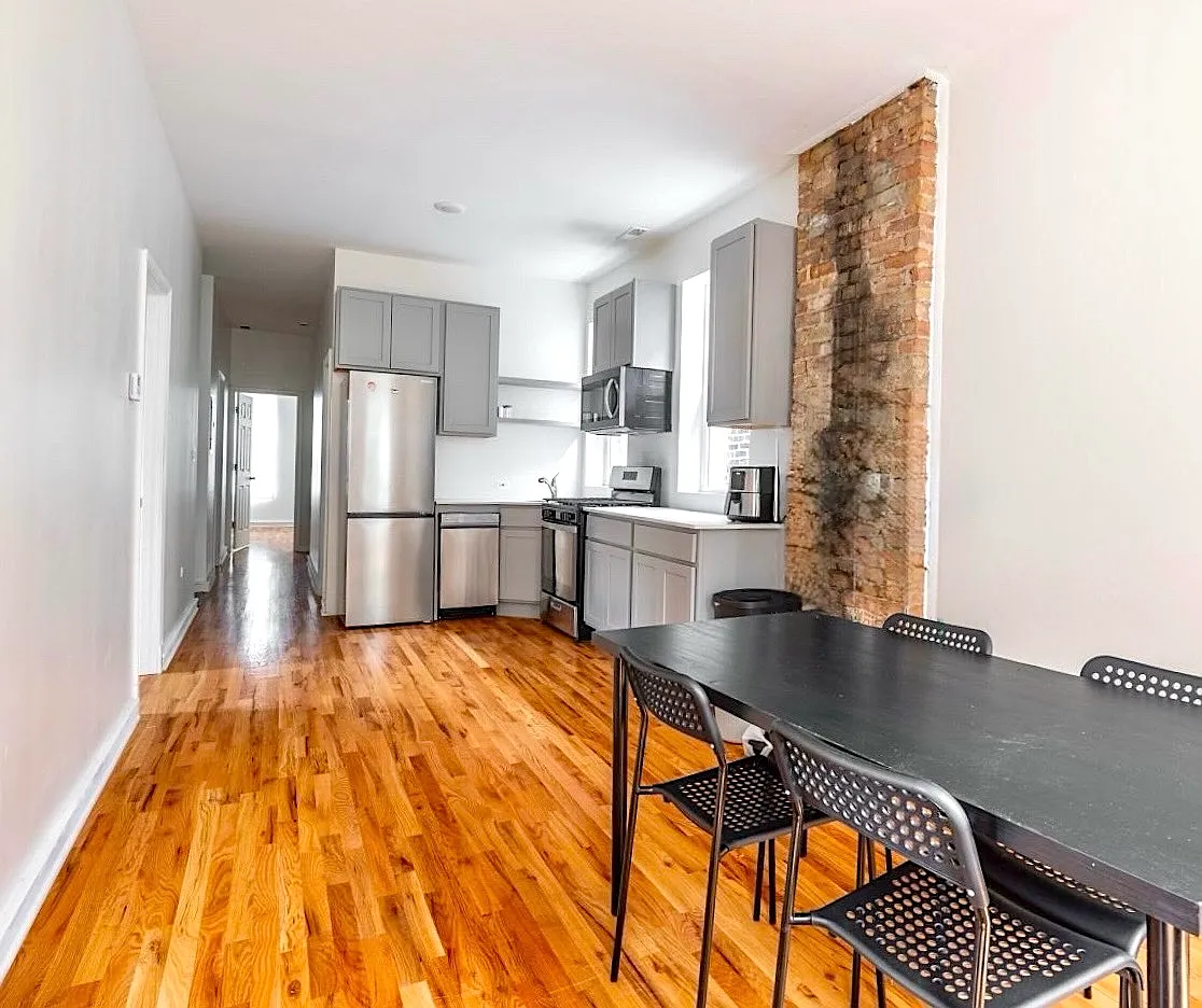 4 bed, 1800 sqft, $3,600 — Photo 1