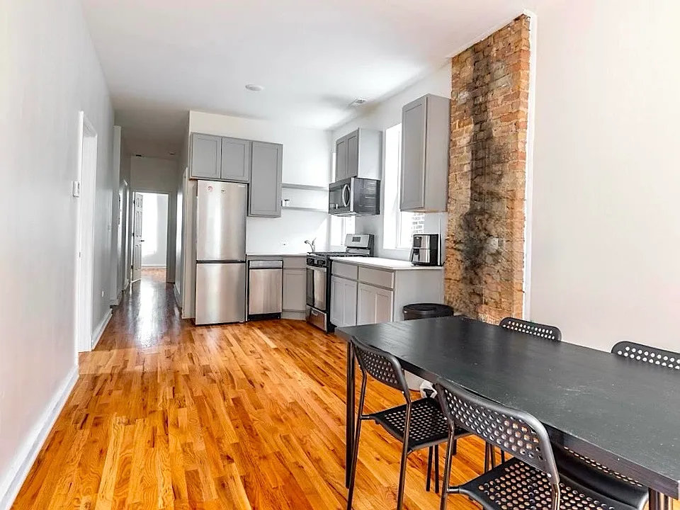 1638 W 18th Pl #2R