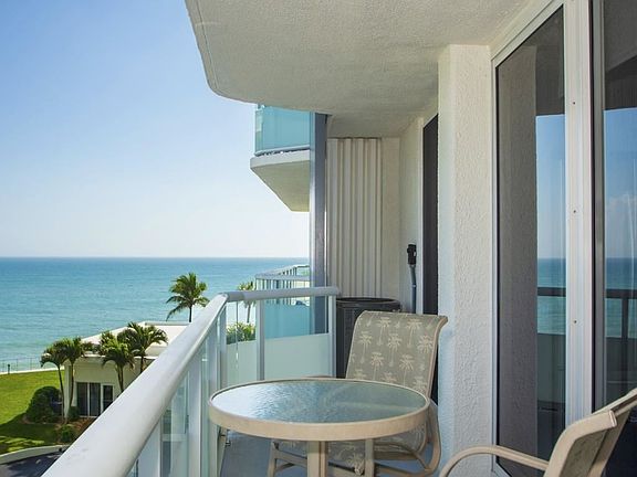 4th image of 3554 Ocean Dr APT 402S