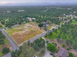 10660 Whistleberry Way, Redding, CA 96003