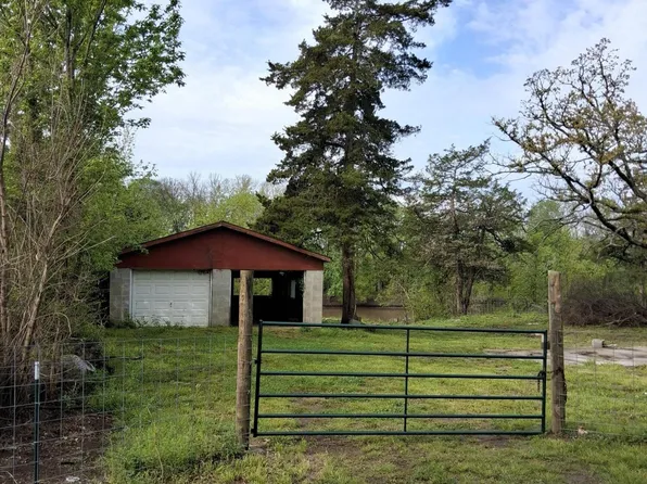 11703 S 587th Rd, Miami, OK 74354