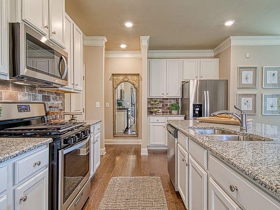 5th image of 4746 Cypress Park Dr