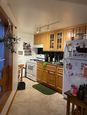 Rented by Dolores Buonocore, LREB | media 7