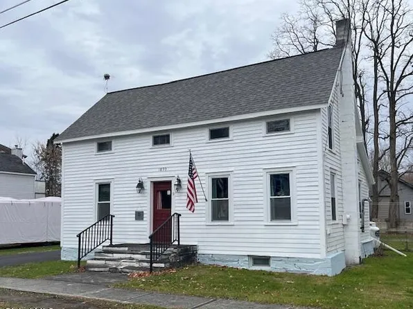 9 Academy Street, Salem, NY 12865