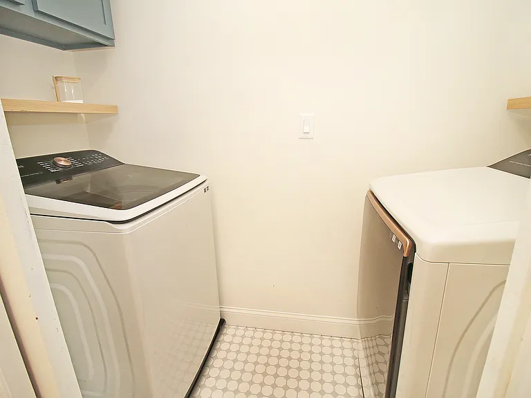 7416 Lansdowne Ave — Photo 11