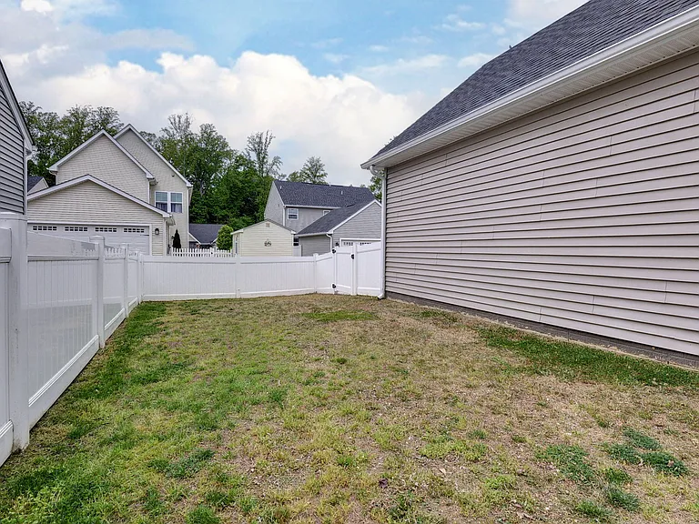 6122 Pricket Rd — Photo 38