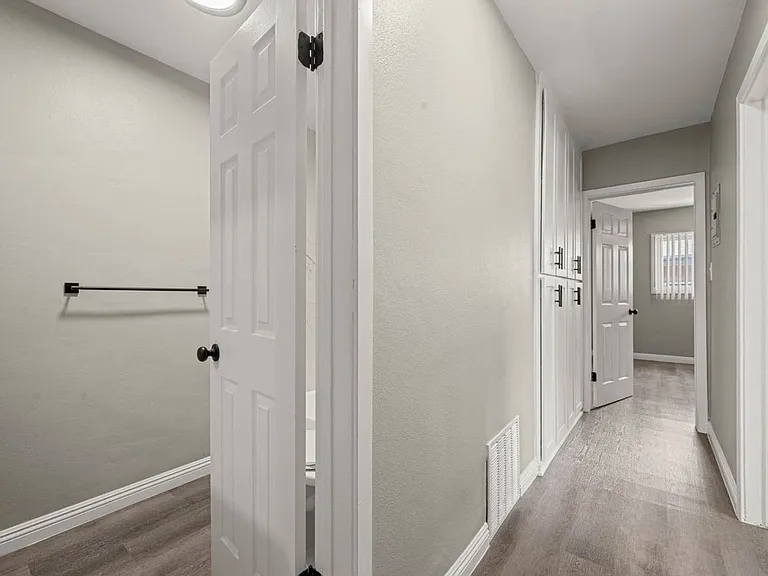 4030 & 4036 S Gelber Pl — Photo 30