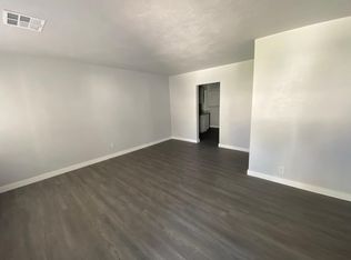 1619 Thelma Ln, Las Vegas, NV 89104