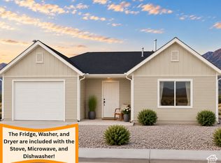 1068 N Summit View Dr W, Pleasant View, UT 84404