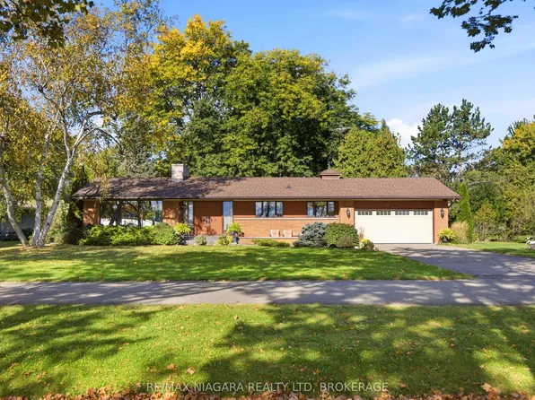 9985 Niagara River Pkwy, Niagara Falls, ON L2G 0P1