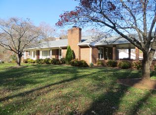25 Davis Rd, Chatham, VA 24531