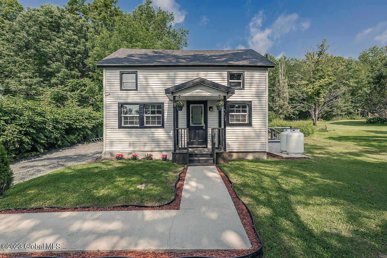 555 County Highway 123, Mayfield, NY 12117 Zillow