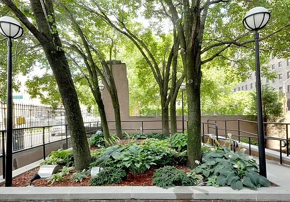 4th image of 444 W 35th St APT 5A