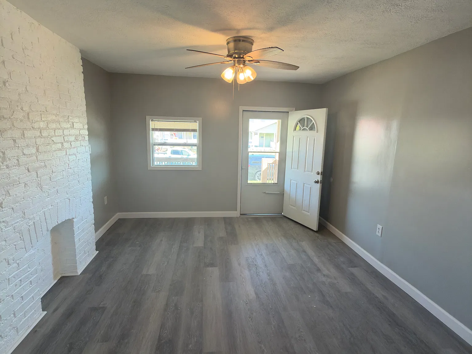 3 bed, 1092 sqft, $1,500 — Photo 4