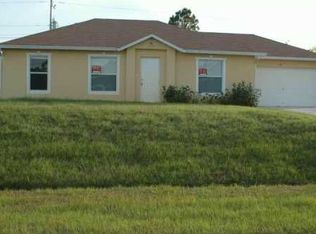 462 SW Tarra Ave, Port Saint Lucie, FL 34953
