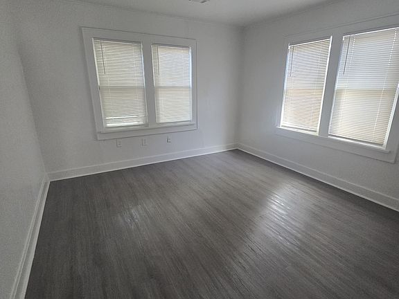 5th image of 2200 N Kelham Ave