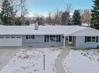 6805 S Penrose Ct, Centennial, CO 80122