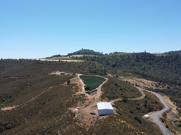 3rd image of 13200 Seigler Canyon Road