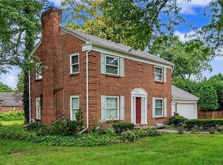 100 Greendale Dr, Dayton, OH 45429