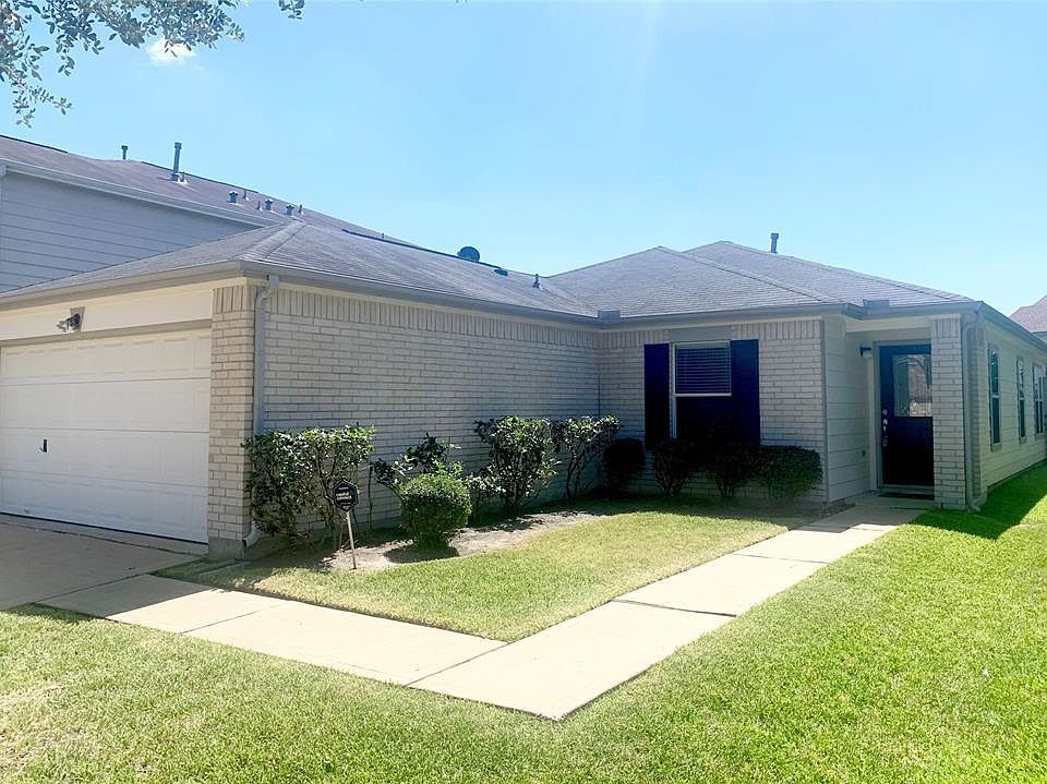 1st image of 7719 Crestbrook Manor Ln