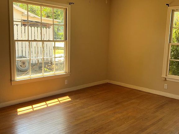 5th image of 610 Era Ave