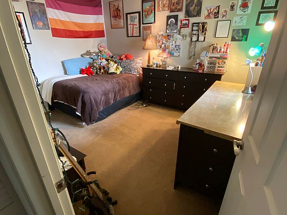 2nd image of 708 Greenbriar Cir