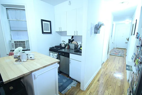 Rented by Dynamik Realty | media 24