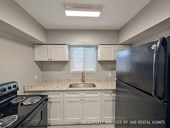 4th image of 1035 Arco Dr #1B-1BA-700SQFT