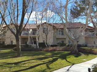 19209 Palo Verde Dr, Apple Valley, CA 92308