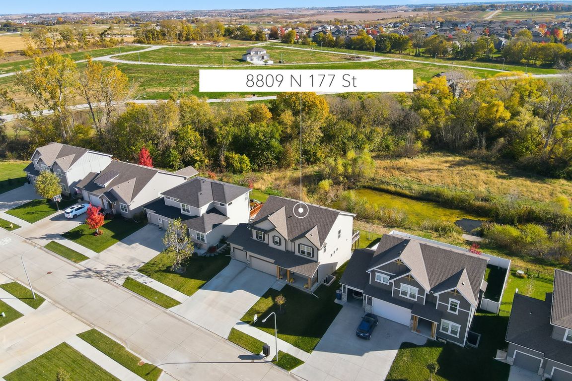 next background image