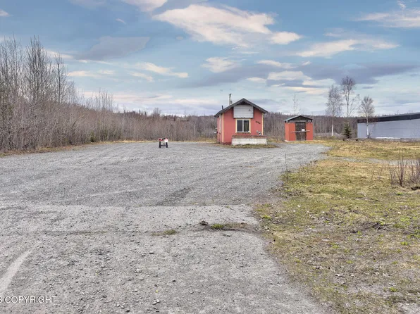 36086 Kenai Spur Hwy, Soldotna, AK 99669