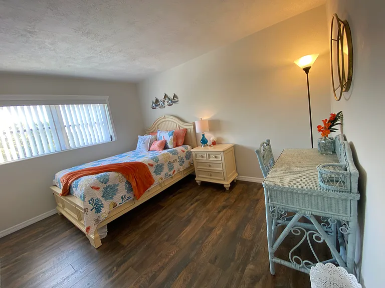 223 Columbia Dr #213 — Photo 44